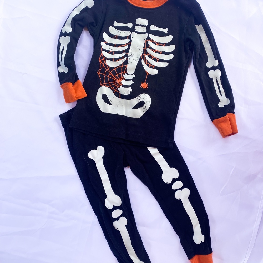 Carters Halloween PJs 2t